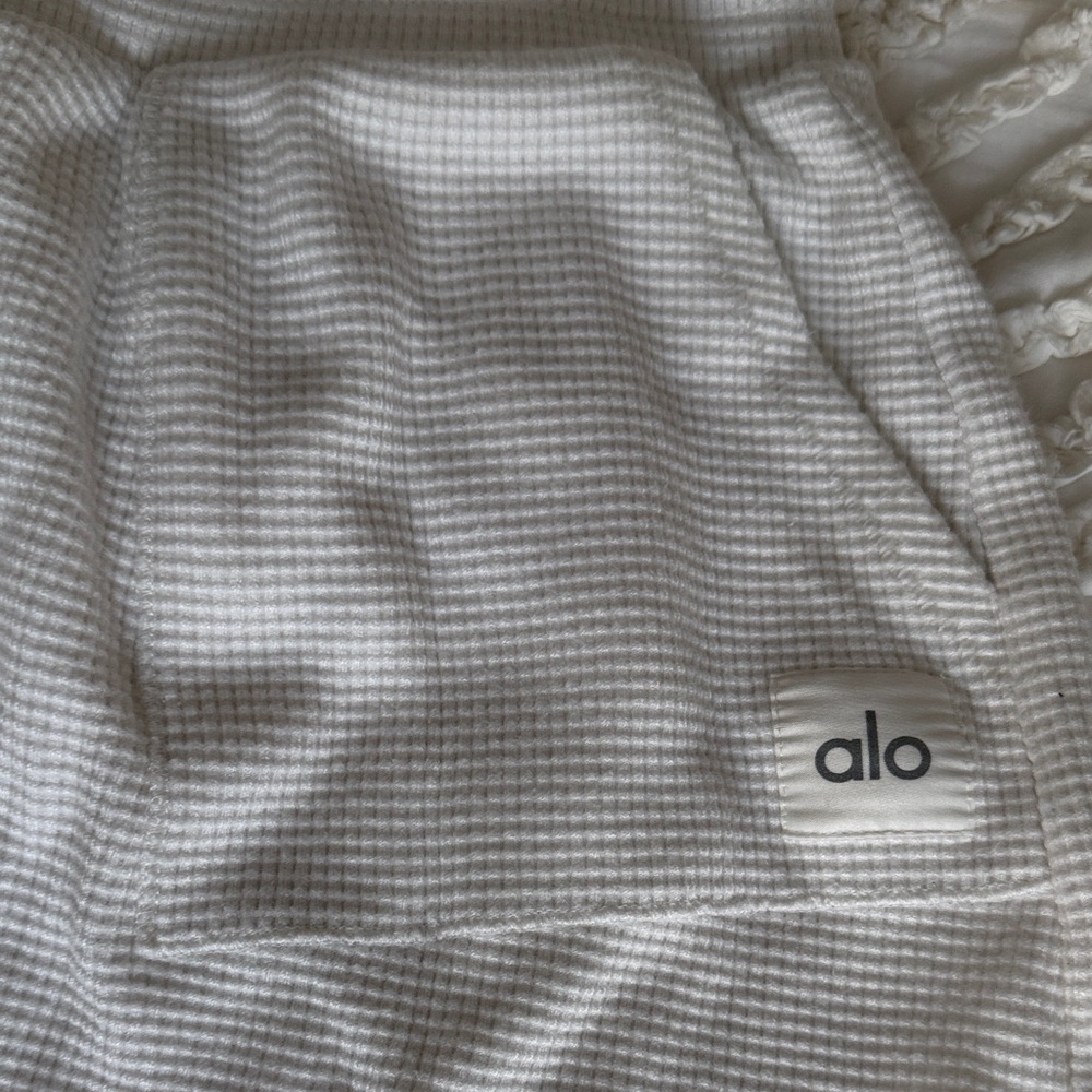 ALO Yoga Thermal Waffle Shorts - Picture 2 of 3
